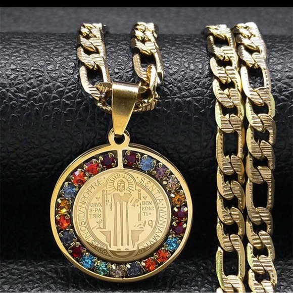 BLUE CLOVER Golden girls statement Necklace, Minimalist Golden Hypoallergenic… - Picture 5 of 13